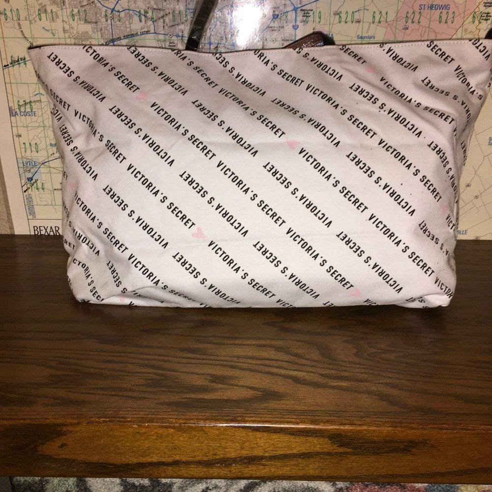 Victoria secret tote bag